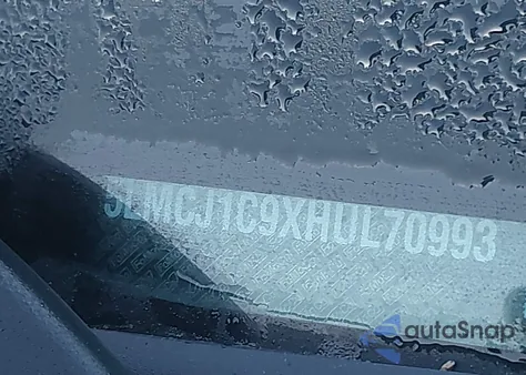 2017 Lincoln Mkc Premiere from USA, damaged, VIN 5LMCJ1C9XHUL70993